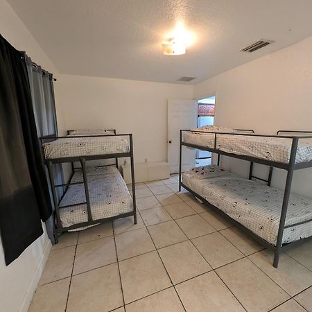 Hostel MiLuSol Miami Shores Exterior foto